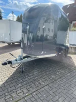 Careliner M Grey Pferdeanhänger für 2 Pferde – Stilvoll und Sicher – Bild 11