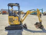 Gebrauchter Caterpillar 301.7CR Minibagger – 1,8 t (2021) mit 3 Löffeln und Anhänger
