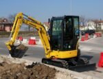 Gebrauchter Komatsu PC26MR-3 Minibagger (2013) – 2,8 t mit 3 Löffeln – Bild 4