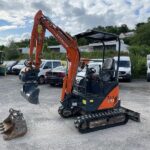 Gebrauchter Hitachi ZX17U-2 Minibagger (2013) – 1,8 t mit Yanmar-Motor und 3 Löffeln