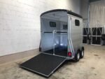 Remorque Van Chevaux Böckmann Portax silver + black avec sellerie – Image 25