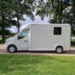 Camion chevaux Renault Master 165 ch 2021 – 2 places – 3,5T Permis B – 36 000 km