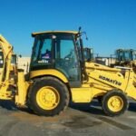 Gebrauchter Baggerlader Komatsu WB93R-5E0 (2006) – 8 t – Motor 74 kW