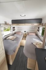 CARAVELAIR TITANIUM ANNIVERSARY 450 – Image 3